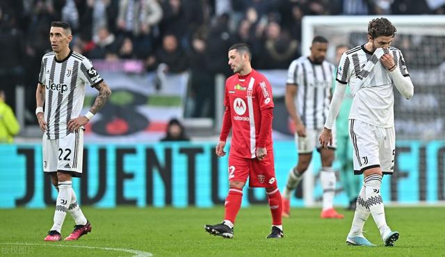 Serie A - churia Mota gol Juventus 0 - 2 Monza doblete