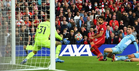 Salah: Liverpool luchará por el título y tenemos la calidad