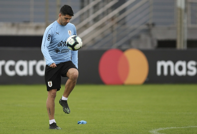 Surya y Jiménez deben ser examinados para confirmar su lesión en Uruguay
