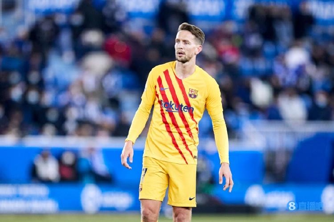 Barca Official: Luc DeJong New Crown Positive Physical condition