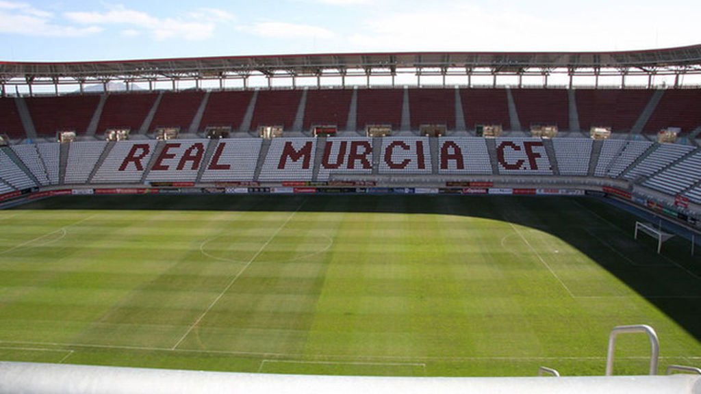 Los jugadores del Murcia explotan: "Este club no merece vivir una situación así"