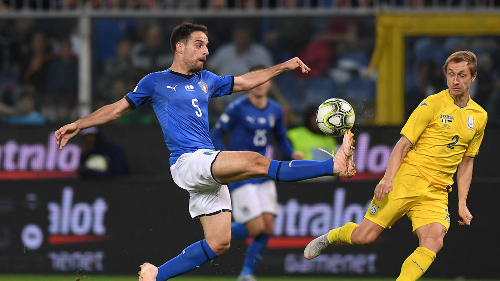 Italia sigue con su mala racha y empata ante Ucrania