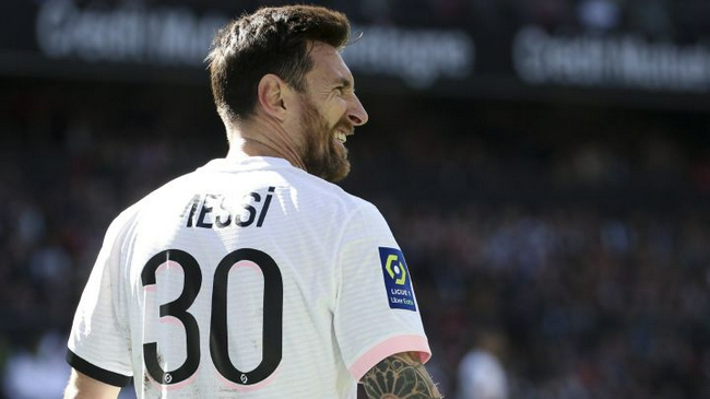 Messi: Es difícil ganar la Liga de Campeones si París no puede formar un equipo fuerte