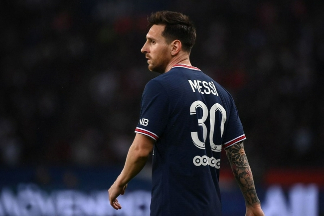 ¡Messi perdió su debut de nuevo!Patada libre dentro de la Caja para crear su propio punto de penalización | GIF