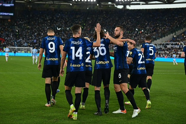 Serie A - goles de Perisic inter milan 1 - 3 derrota de Lazio