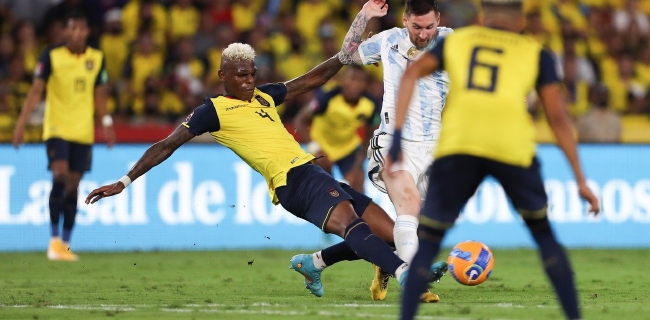 Clasificación mundial - Messi planea anotar el empate 1 - 1 de Argentina con Ecuador
