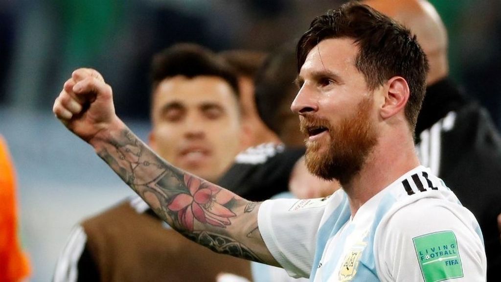 La Volpe: "No entiendo que Messi maneje a la selección argentina"
