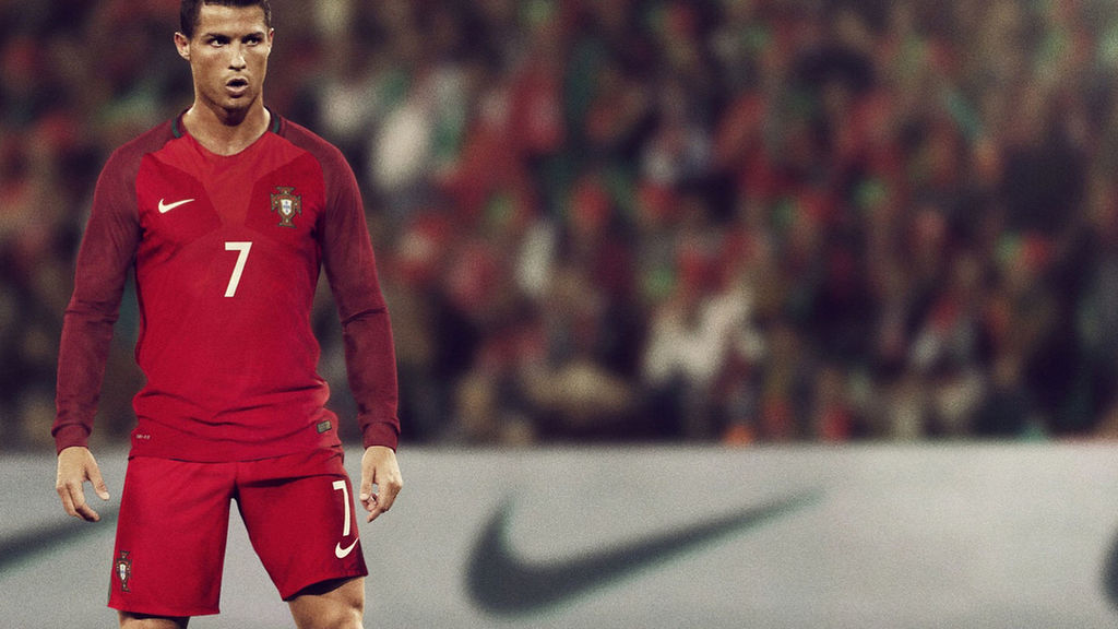 Nike se muestra "profundamente preocupado" por la acusación de violación a Cristiano Ronaldo