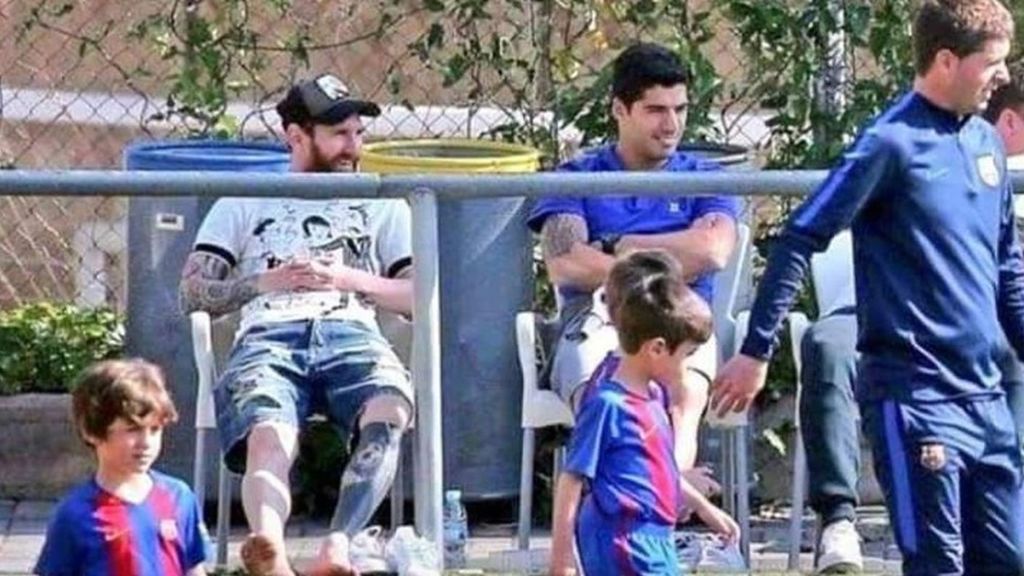 Una foto de Messi y Suárez, una lección para todos los padres en el fútbol base