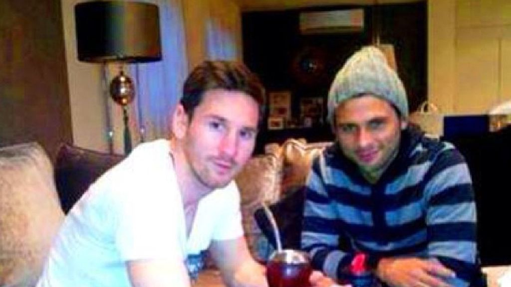 El primo de Messi sale en su defensa tras el ataque de Maradona