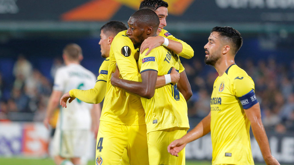 El Villarreal golea al Rapid de Viena y logra su primer triunfo en Europa League