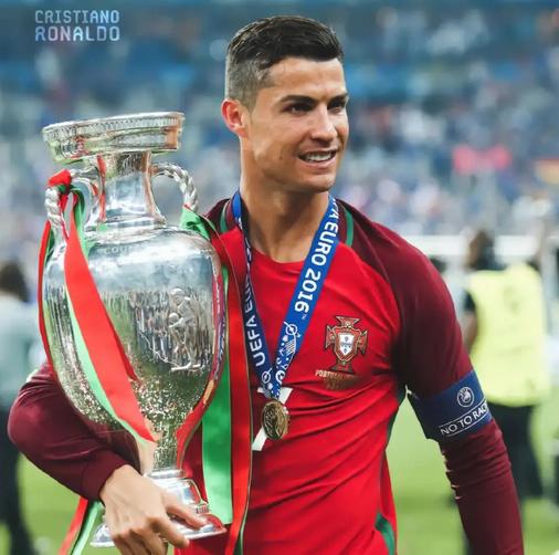 ¡Ronaldo: ¡ he establecido un récord único en el mundo y creceré!