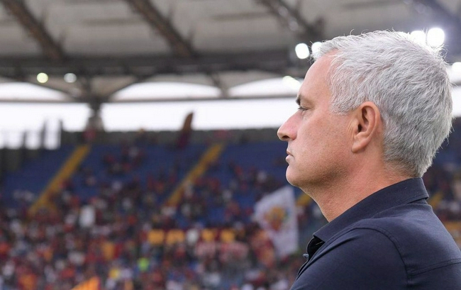 Serie A - Roma Derby 2 - 3 derrota consecutiva de Lazio Mourinho